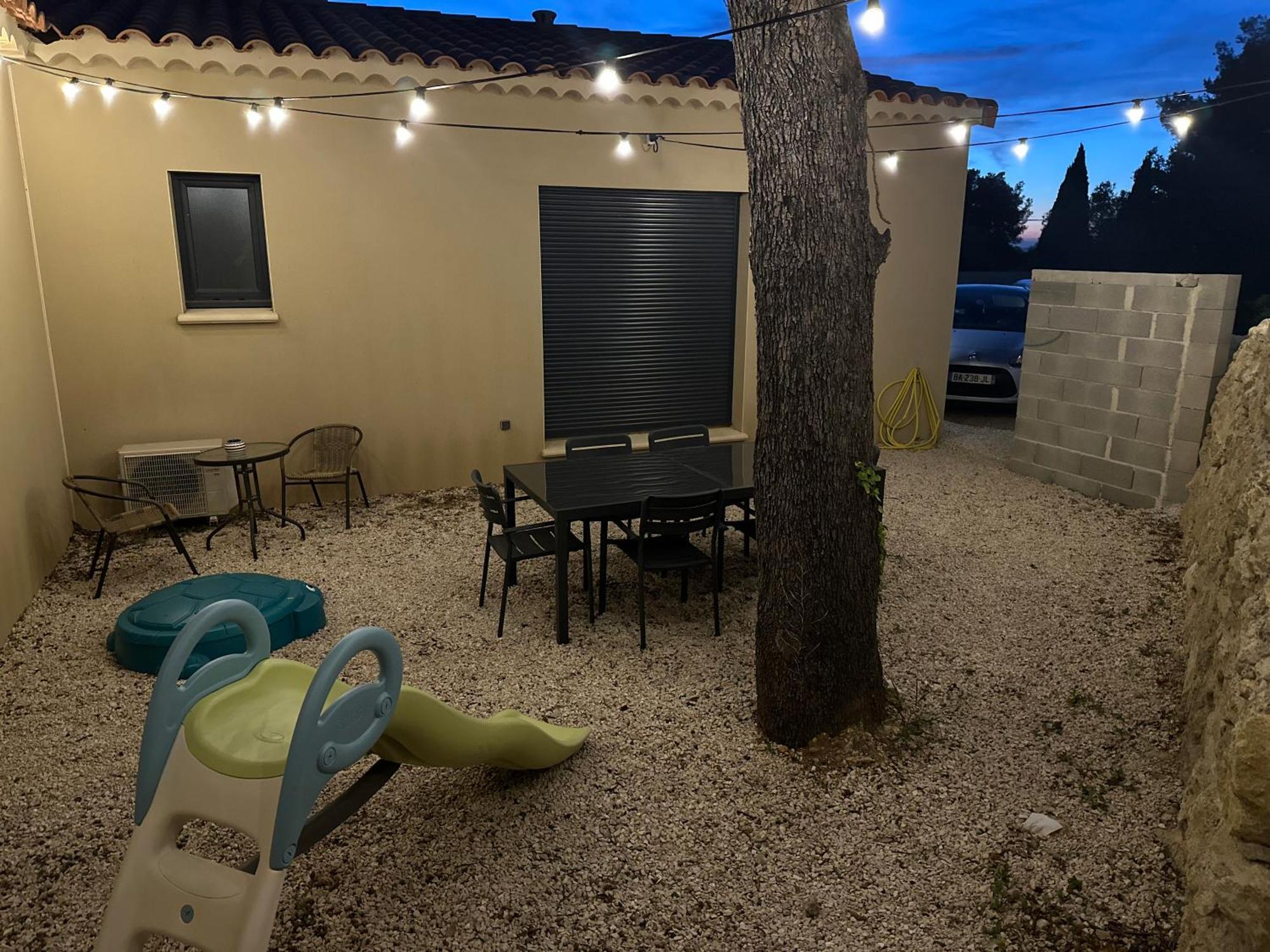 Maison T3 Dans Un Village Calme Saint-Mitre-les-Remparts Εξωτερικό φωτογραφία